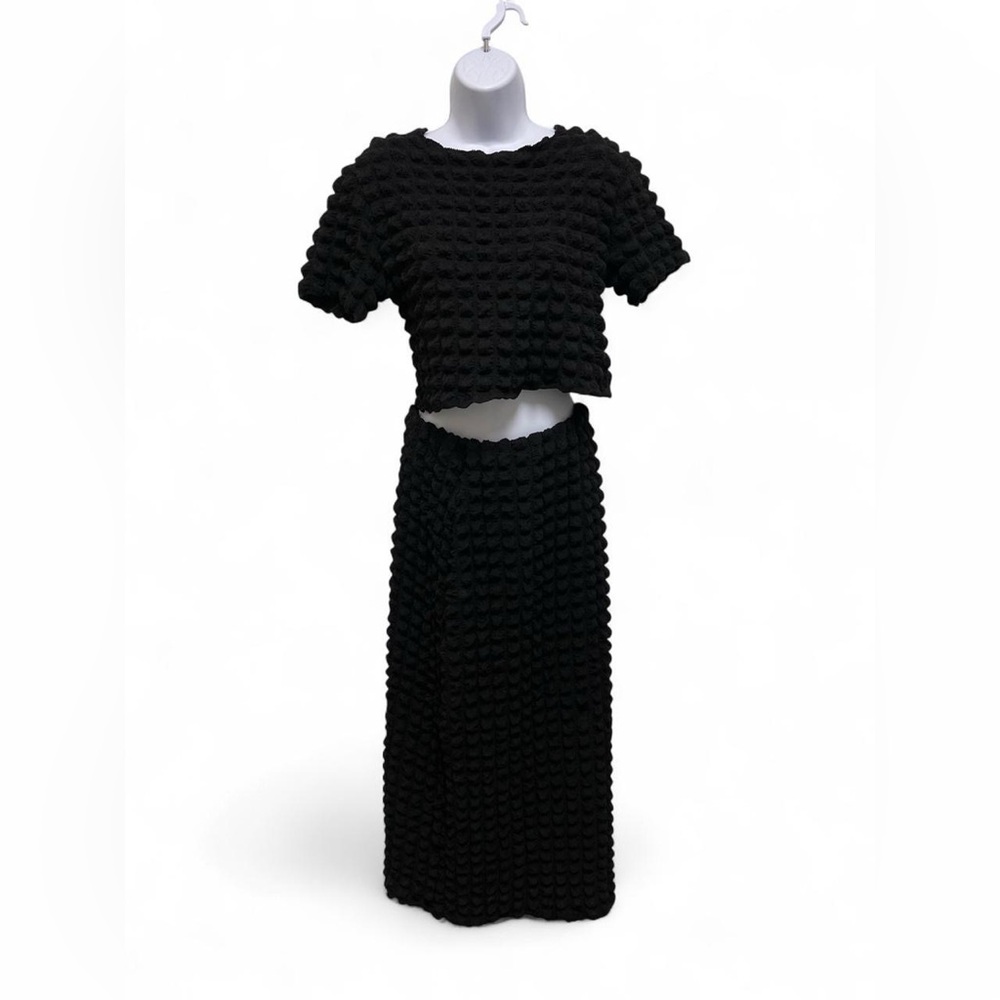 Boohoo Black Textured Cropped Top & Maxi Skirt Set